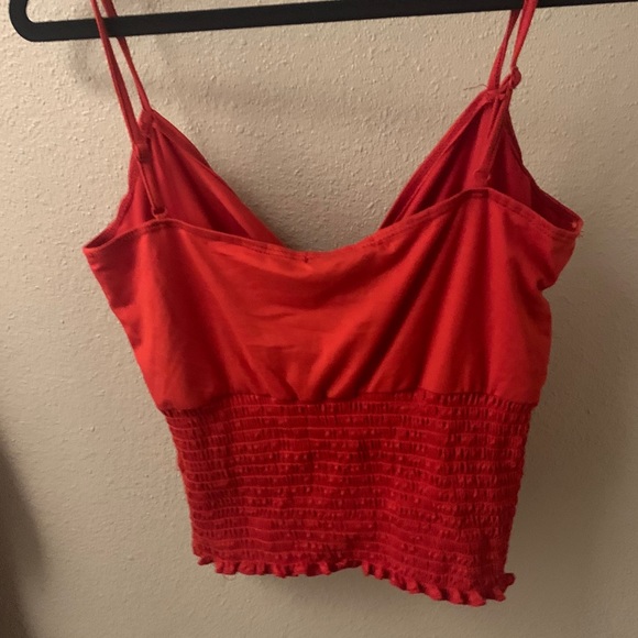 Red crop top - Picture 2 of 2